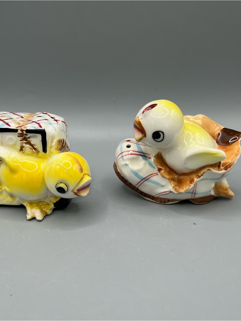 Vintage Anthomorphic Duck Salt & Pepper Shakers Set RARE Chicken